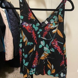 BP Floral flows v-neck crop tank top XS